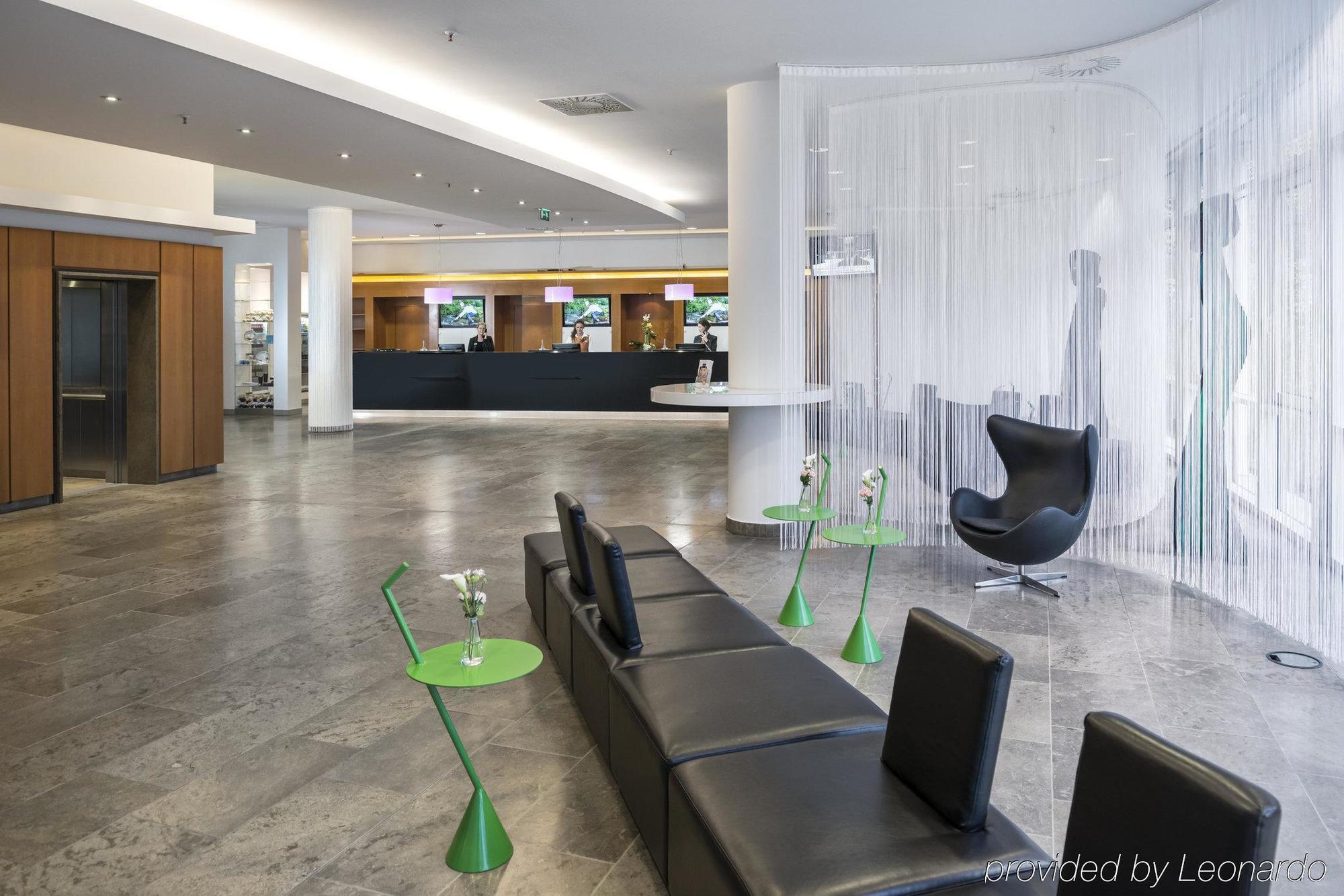 Hotel Novotel West